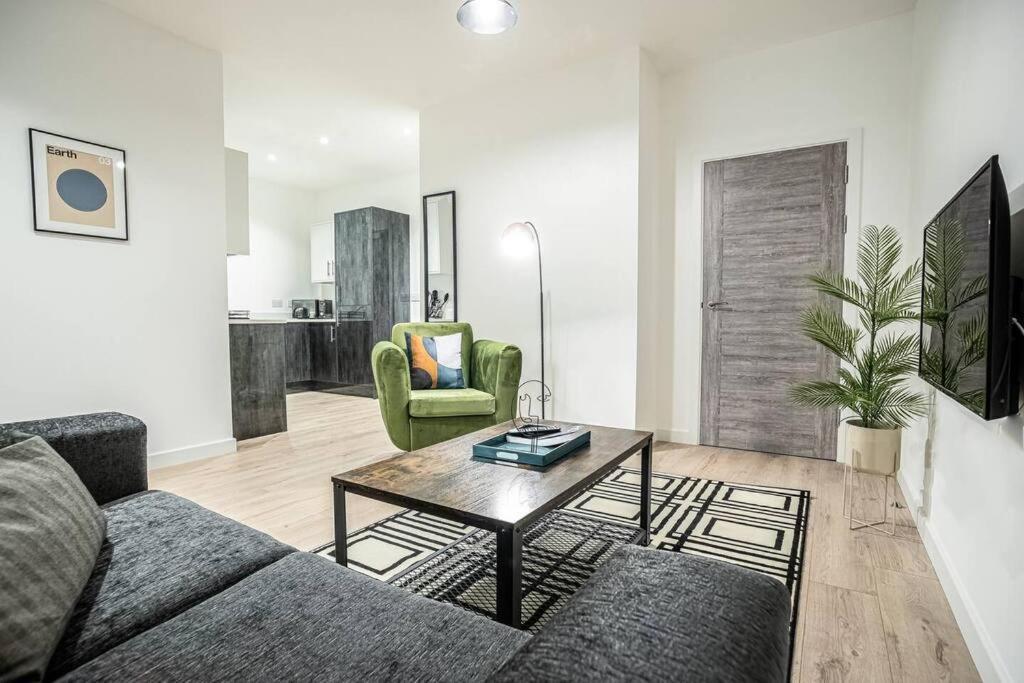 Bayard Apartments City Centre 2 Bedroom Apartment Peterborough Bagian luar foto